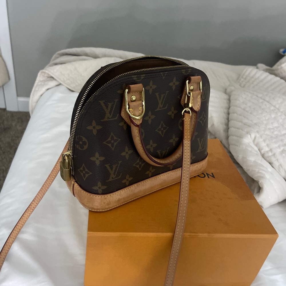 Louis Vuitton alma BB
